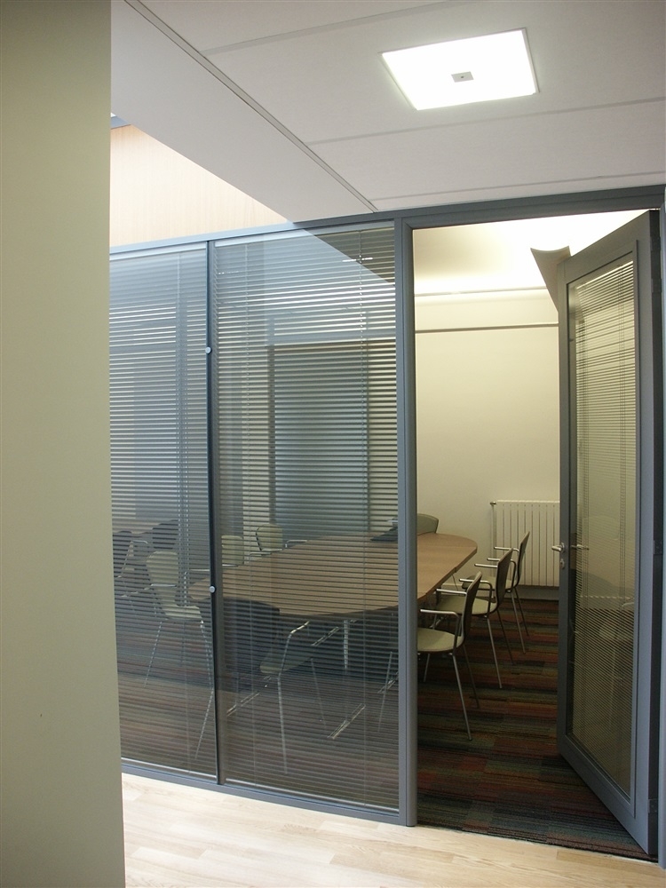 Accés petite salle ,de réunion en second jour
