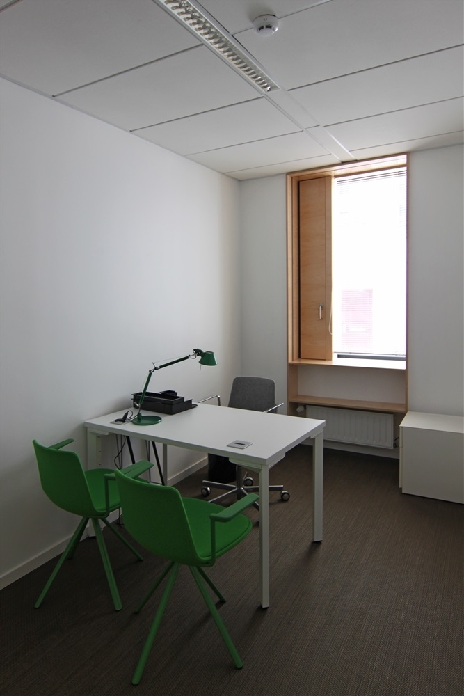 Bureau assitante sociale
